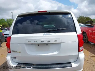 2020 Dodge Grand Caravan SE Plus with VIN 2C4RDGBG4LR175537, listed as a IAAI auction lot 42012336 with 184,222 mi miles. Bid and sale history available at carsss.com. Image 16.