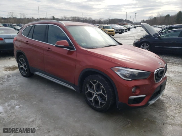 2019 BMW X1 xDrive28i with VIN WBXHT3C5XK3H35269, listed as a Copart auction lot 46409135 with 40,467 mi miles and Salvage Title. Bid and sale history available at carsss.com. Image 4.
