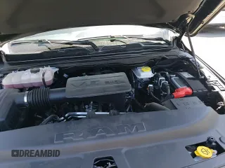 2025 Ram 1500 Big Horn z VIN 1C6RREFG8SN557170, wystawiony jako Copart lot #58267285 z przebiegiem 6 848 mil mil oraz Szkoda całkowita • Salvage title. Historia ofert i sprzedaży dostępna na DreamBid. Obrazek 15.