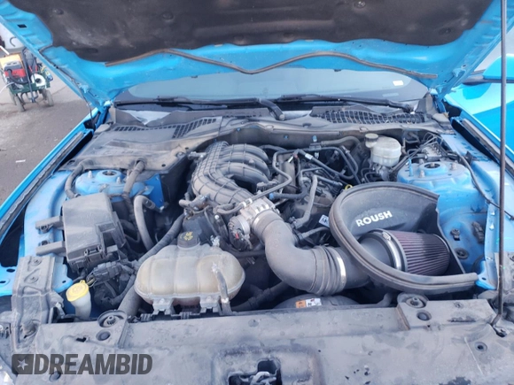 2017 Ford Mustang V6 z VIN 1FA6P8AM6H5228983, wystawiony jako Copart lot #86716624 z przebiegiem 103 030 mil mil oraz Szkoda całkowita • Salvage title. Historia ofert i sprzedaży dostępna na DreamBid. Obrazek 11.