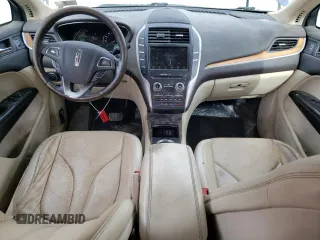 2016 Lincoln MKC Reserve with VIN 5LMCJ3D93GUJ19435, listed as a Copart auction lot 49039785 with 73,847 mi miles and Salvage title. Bid and sale history available at DreamBid. Image 8.