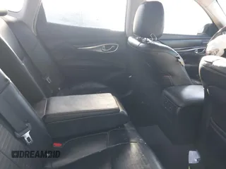2011 Infiniti M with VIN JN1BY1AP6BM320568, listed as a IAAI auction lot 41769021 with 172,599 mi miles. Bid and sale history available at carsss.com. Image 8.
