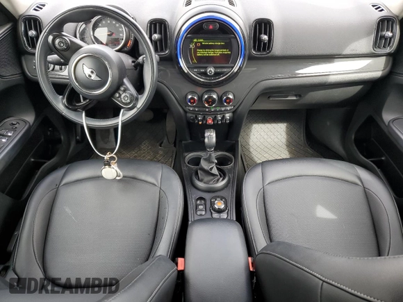 2018 MINI Countryman Cooper with VIN WMZYS7C35J3E08072, listed as a Copart auction lot 51162505 with 59,301 mi miles and Salvage title. Bid and sale history available at DreamBid. Image 8.
