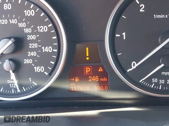 2010 BMW X5 35d with VIN 5UXFF0C50ALT77040, listed as a IAAI auction lot 42650814 with 137,618 mi miles and . Bid and sale history available at DreamBid. Image 15.