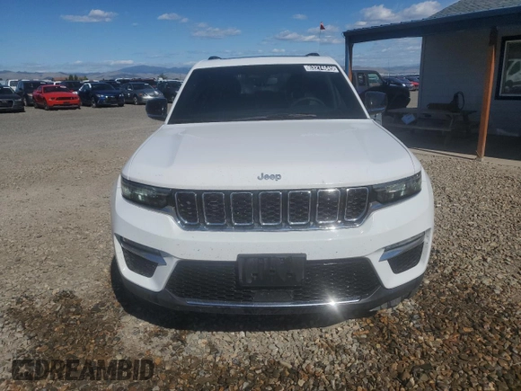 2024 Jeep Grand Cherokee with VIN 1C4RJYB69RC120685, listed as a Copart auction lot 63274645 with 40,691 mi miles and Clean title. Bid and sale history available at DreamBid. Image 5.