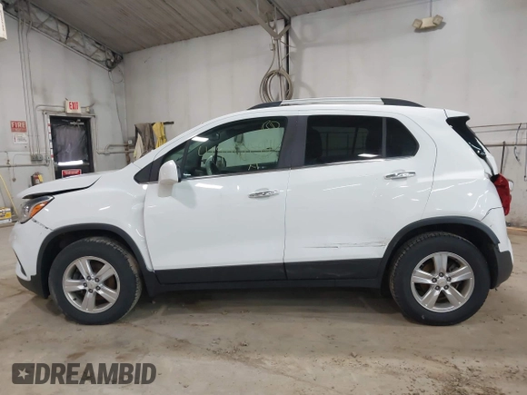 2018 Chevrolet Trax LT with VIN KL7CJPSB5JB546359, listed as a IAAI auction lot 41902129 with 66,498 mi miles. Bid and sale history available at carsss.com. Image 14.