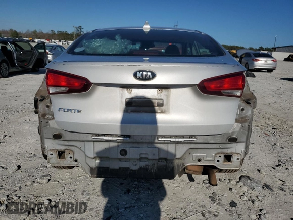 2018 Kia Forte LX with VIN 3KPFL4A73JE213327, listed as a Copart auction lot 46312225 with 188,595 mi miles and Salvage Title. Bid and sale history available at carsss.com. Image 6.