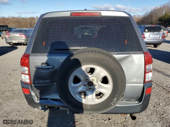 2006 Suzuki Grand Vitara with VIN JS3TE941664103061, listed as a Copart auction lot 83084904 with 207,213 mi miles and Salvage Title. Bid and sale history available at carsss.com. Image 6.