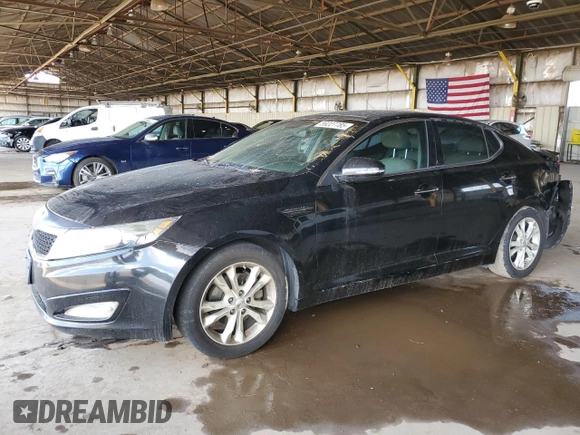 2013 Kia Optima EX z VIN 5XXGN4A75DG253693, wystawiony jako Copart lot #59227785 z przebiegiem 191 062 mil mil oraz Szkoda całkowita • Salvage title. Historia ofert i sprzedaży dostępna na DreamBid. Obrazek 1.