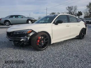 2024 Honda Civic Type R z VIN JHMFL5G47RX000393, wystawiony jako Copart lot #87440304 z przebiegiem 14 584 mil mil oraz Czysty tytuł • Clean title. Historia ofert i sprzedaży dostępna na DreamBid. Obrazek 1.