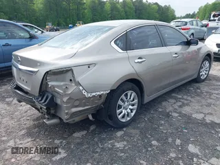 2015 Nissan Altima 2.5 S with VIN 1N4AL3AP1FC228708, listed as a IAAI auction lot 42097858 with 192,802 mi miles. Bid and sale history available at carsss.com. Image 4.