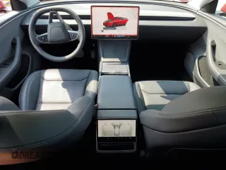 2025 Tesla Model 3 Long Range z VIN 5YJ3E1EAXSF937710, wystawiony jako Copart lot #59334705 z przebiegiem 2 666 mil mil oraz Szkoda całkowita • Salvage title. Historia ofert i sprzedaży dostępna na DreamBid. Obrazek 8.