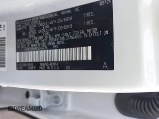 2024 Toyota Highlander LE z VIN 5TDKDRBH6RS544226, wystawiony jako IAAI lot #42083278 z przebiegiem 6 066 mil mil oraz . Historia ofert i sprzedaży dostępna na DreamBid. Obrazek 9.