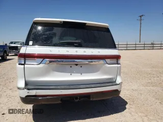 2023 Lincoln Navigator Reserve z VIN 5LMJJ3LGXPEL16961, wystawiony jako Copart lot #54719084 z przebiegiem 2 201 mil mil oraz Szkoda całkowita • Salvage title. Historia ofert i sprzedaży dostępna na DreamBid. Obrazek 6.