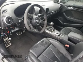 2018 Audi RS 3 z VIN WUABWGFF8J1904172, wystawiony jako Copart lot #57705255 z przebiegiem Nie podano mil oraz Szkody całkowita. Historia ofert i sprzedaży dostępna na DreamBid. Obrazek 8.