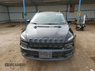 2018 Jeep Cherokee Latitude Tech Connect with VIN 1C4PJLCBXJD552982, listed as a Copart auction lot 49945225 with 157,930 mi miles and Salvage title. Bid and sale history available at DreamBid. Image 5.