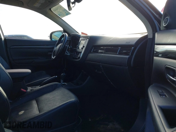 2016 Mitsubishi Outlander GT with VIN JA4JZ4AX0GZ033187, listed as a IAAI auction lot 41356040 with 100,462 mi miles and . Bid and sale history available at DreamBid. Image 5.