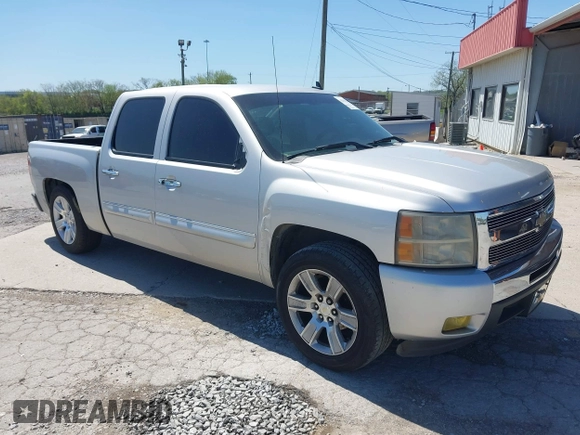 2010 Chevrolet Silverado 1500 LT with VIN 3GCRCSE07AG283691, listed as a IAAI auction lot 42036305 with 240,896 mi miles and . Bid and sale history available at DreamBid. Image 1.