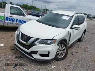 2020 Nissan Rogue S z VIN 5N1AT2MT0LC797327, wystawiony jako IAAI lot #42464199 z przebiegiem 44 470 mil mil oraz . Historia ofert i sprzedaży dostępna na DreamBid. Obrazek 2.