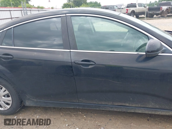 2010 Mazda 6 i Sport with VIN 1YVHZ8BH9A5M12698, listed as a IAAI auction lot 39521538 with 175,114 mi miles. Bid and sale history available at carsss.com. Image 14.