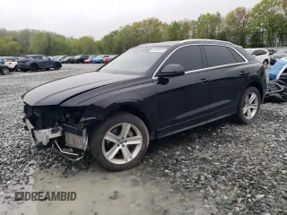 2019 Audi Q8 Premium z VIN WA1AVAF11KD010392, wystawiony jako Copart lot #55923615 z przebiegiem 54 571 mil mil oraz Szkoda całkowita • Salvage title. Historia ofert i sprzedaży dostępna na DreamBid. Obrazek 1.