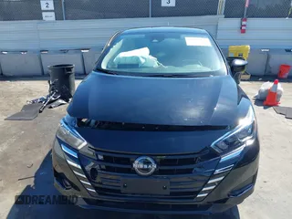 2023 Nissan Versa S z VIN 3N1CN8DV4PL871910, wystawiony jako IAAI lot #41993475 z przebiegiem 8 405 mil mil oraz . Historia ofert i sprzedaży dostępna na DreamBid. Obrazek 12.