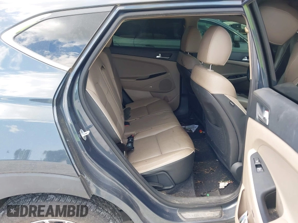 2019 Hyundai Tucson Sport z VIN KM8J33AL2KU909919, wystawiony jako IAAI lot #42055525 z przebiegiem 109 985 mil mil oraz . Historia ofert i sprzedaży dostępna na DreamBid. Obrazek 8.