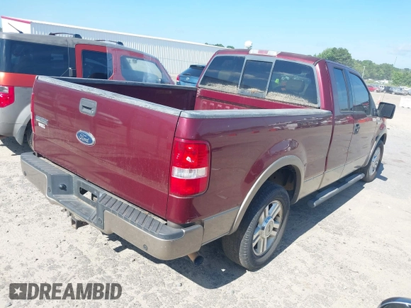 2004 Ford F-150 XL z VIN 1FTPX125X4NB16596, wystawiony jako IAAI lot #42554464 z przebiegiem 199 449 mil mil oraz . Historia ofert i sprzedaży dostępna na DreamBid. Obrazek 4.