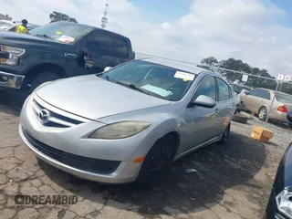 2010 Mazda 6 i Sport with VIN 1YVHZ8BH6A5M46582, listed as a IAAI auction lot 41783747 with 211,764 mi miles. Bid and sale history available at carsss.com. Image 2.