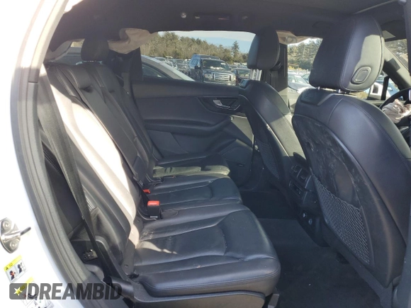 2018 Audi Q7 Premium Plus with VIN WA1LAAF72JD008450, listed as a Copart auction lot 45215335 with 0 mi miles and Salvage Title. Bid and sale history available at carsss.com. Image 11.