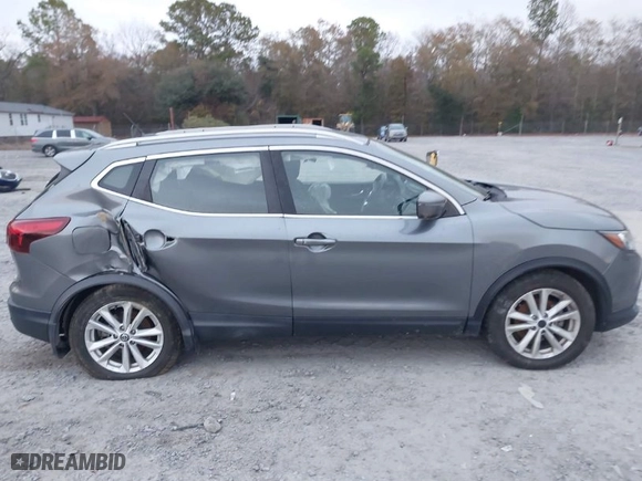 2019 Nissan Rogue Sport SV with VIN JN1BJ1CP9KW230935, listed as a IAAI auction lot 41134162 with 79,721 mi miles. Bid and sale history available at carsss.com. Image 12.