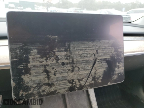 2023 Tesla Model 3 z VIN 5YJ3E1EA1PF649629, wystawiony jako Copart lot #78070704 z przebiegiem Nie podano mil oraz Szkoda całkowita • Salvage title. Historia ofert i sprzedaży dostępna na DreamBid. Obrazek 9.