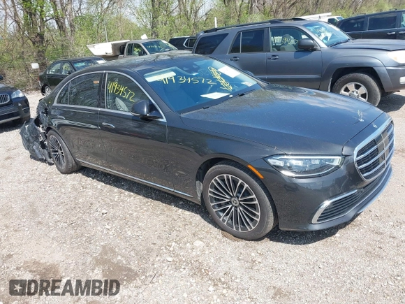 2023 Mercedes-Benz S 580 z VIN W1K6G7GB8PA189254, wystawiony jako IAAI lot #41934572 z przebiegiem 32 213 mil mil oraz . Historia ofert i sprzedaży dostępna na DreamBid. Obrazek 1.