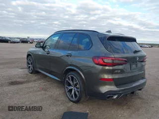 2021 BMW X5 xDrive45e with VIN 5UXTA6C01M9H19575, listed as a IAAI auction lot 40817408 with 37,724 mi miles. Bid and sale history available at carsss.com. Image 3.