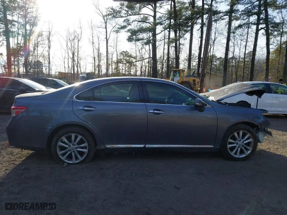 2012 Lexus ES 350 with VIN JTHBK1EGXC2495670, listed as a IAAI auction lot 41441113 with NaN miles. Bid and sale history available at carsss.com. Image 13.