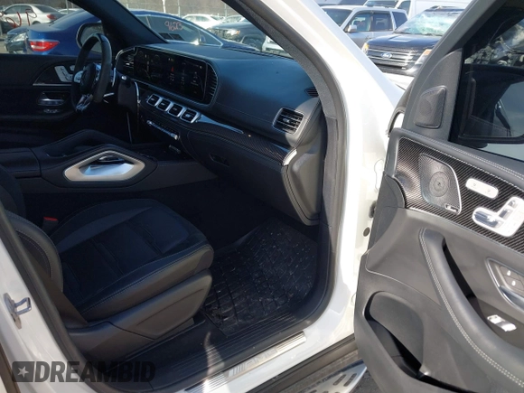 2022 Mercedes-Benz GLE 53 AMG with VIN 4JGFB6BB4NA585216, listed as a IAAI auction lot 41639687 with 31,940 mi miles and . Bid and sale history available at DreamBid. Image 5.