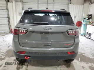 2019 Jeep Compass Trailhawk with VIN 3C4NJDDB5KT799253, listed as a Copart auction lot 45333085 with 71,780 mi miles and Salvage Title. Bid and sale history available at carsss.com. Image 6.