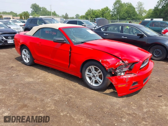 2014 Ford Mustang V6 z VIN 1ZVBP8EM4E5201342, wystawiony jako IAAI lot #42377801 z przebiegiem 99 600 mil mil oraz . Historia ofert i sprzedaży dostępna na DreamBid. Obrazek 1.