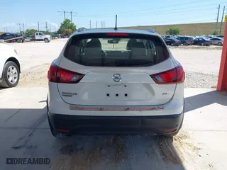 2019 Nissan Rogue Sport SV with VIN JN1BJ1CP8KW223426, listed as a IAAI auction lot 41930730 with 121,613 mi miles. Bid and sale history available at carsss.com. Image 16.