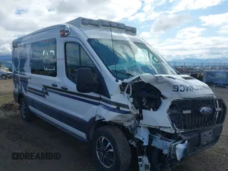 2022 Ford Transit z VIN 1FDBR1CG6NKA76214, wystawiony jako IAAI lot #42150218 z przebiegiem Nie podano mil oraz . Historia ofert i sprzedaży dostępna na DreamBid. Obrazek 1.