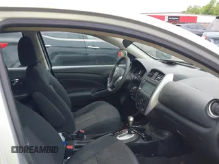 2019 Nissan Versa SV z VIN 3N1CN7AP7KL832771, wystawiony jako IAAI lot #42124711 z przebiegiem 160 856 mil mil oraz . Historia ofert i sprzedaży dostępna na DreamBid. Obrazek 5.
