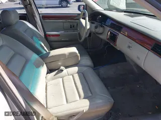 1994 Cadillac DeVille with VIN 1G6KD52B9RU261872, listed as a IAAI auction lot 41951852 with 146,963 mi miles. Bid and sale history available at carsss.com. Image 5.