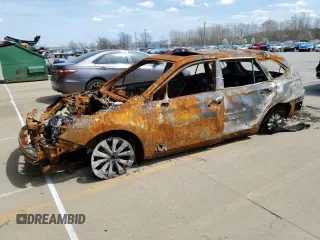 2015 Subaru Outback Limited с VIN 4S4BSENC3F3354049, выставлен на аукционе Copart как лот 50930835 с пробегом Не указан миль и Списание • Salvage title. История ставок и продаж доступна на DreamBid. Изображение 1.
