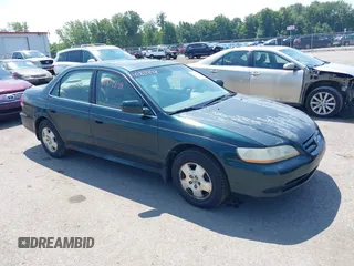 2001 Honda Accord EX с VIN 1HGCG16501A038097, выставлен на аукционе IAAI как лот 42819848 с пробегом 218 307 миль миль и . История ставок и продаж доступна на DreamBid. Изображение 1.