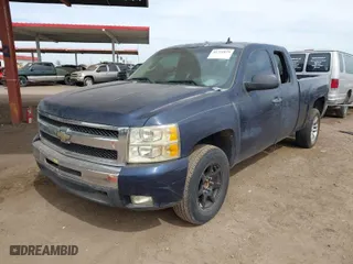 2011 Chevrolet Silverado 1500 LT with VIN 1GCRCSE06BZ210670, listed as a IAAI auction lot 41731033 with 259,099 mi miles. Bid and sale history available at carsss.com. Image 6.