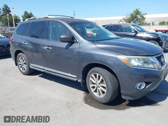 2013 Nissan Pathfinder SL with VIN 5N1AR2MN6DC601487, listed as a IAAI auction lot 42223152 with 229,947 mi miles and . Bid and sale history available at DreamBid. Image 1.