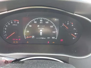 2015 Kia Cadenza Premium with VIN KNALN4D72F5176568, listed as a IAAI auction lot 41755575 with 117,780 mi miles. Bid and sale history available at carsss.com. Image 7.