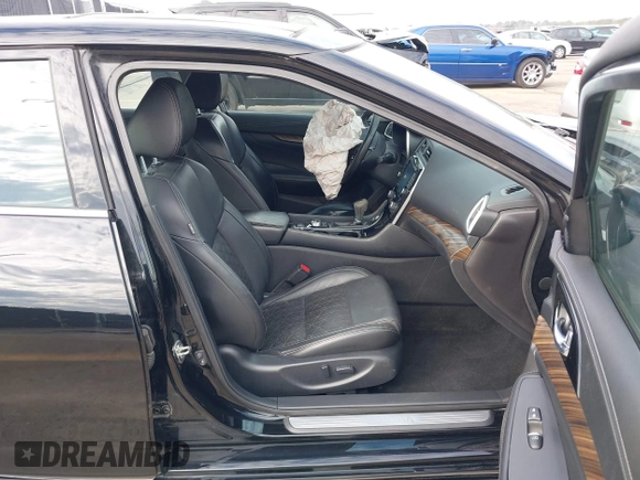 2016 Nissan Maxima SL with VIN 1N4AA6AP3GC426067, listed as a IAAI auction lot 41680265 with 102,450 mi miles and . Bid and sale history available at DreamBid. Image 5.