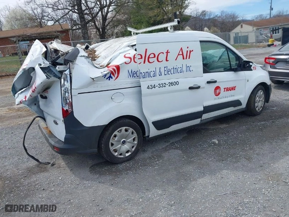 2015 Ford Transit Connect XL with VIN NM0LS7E7XF1176978, listed as a IAAI auction lot 41838245 with 140,925 mi miles. Bid and sale history available at carsss.com. Image 4.