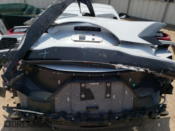 2021 Chevrolet Corvette 2LT with VIN 1G1YB2D49M5102937, listed as a Copart auction lot 64499644 with 39,076 mi miles and Clean Title. Bid and sale history available at carsss.com. Image 11.